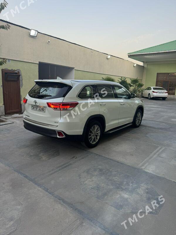 Toyota Highlander 2018 - 420 000 TMT - Aşgabat - img 6