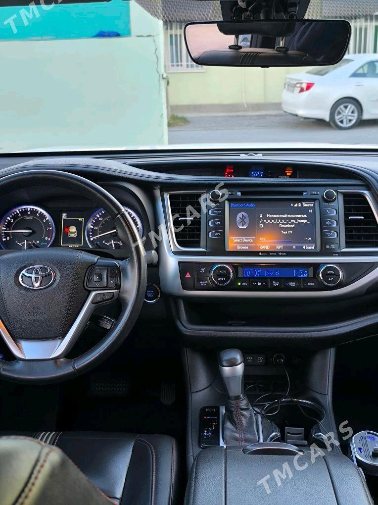 Toyota Highlander 2019 - 500 000 TMT - Aşgabat - img 5