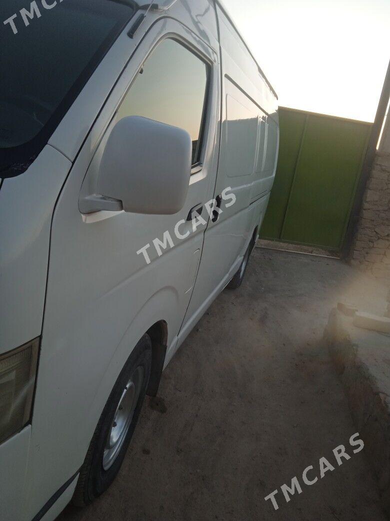 Toyota Hiace 2012 - 220 000 TMT - Magdanly - img 4