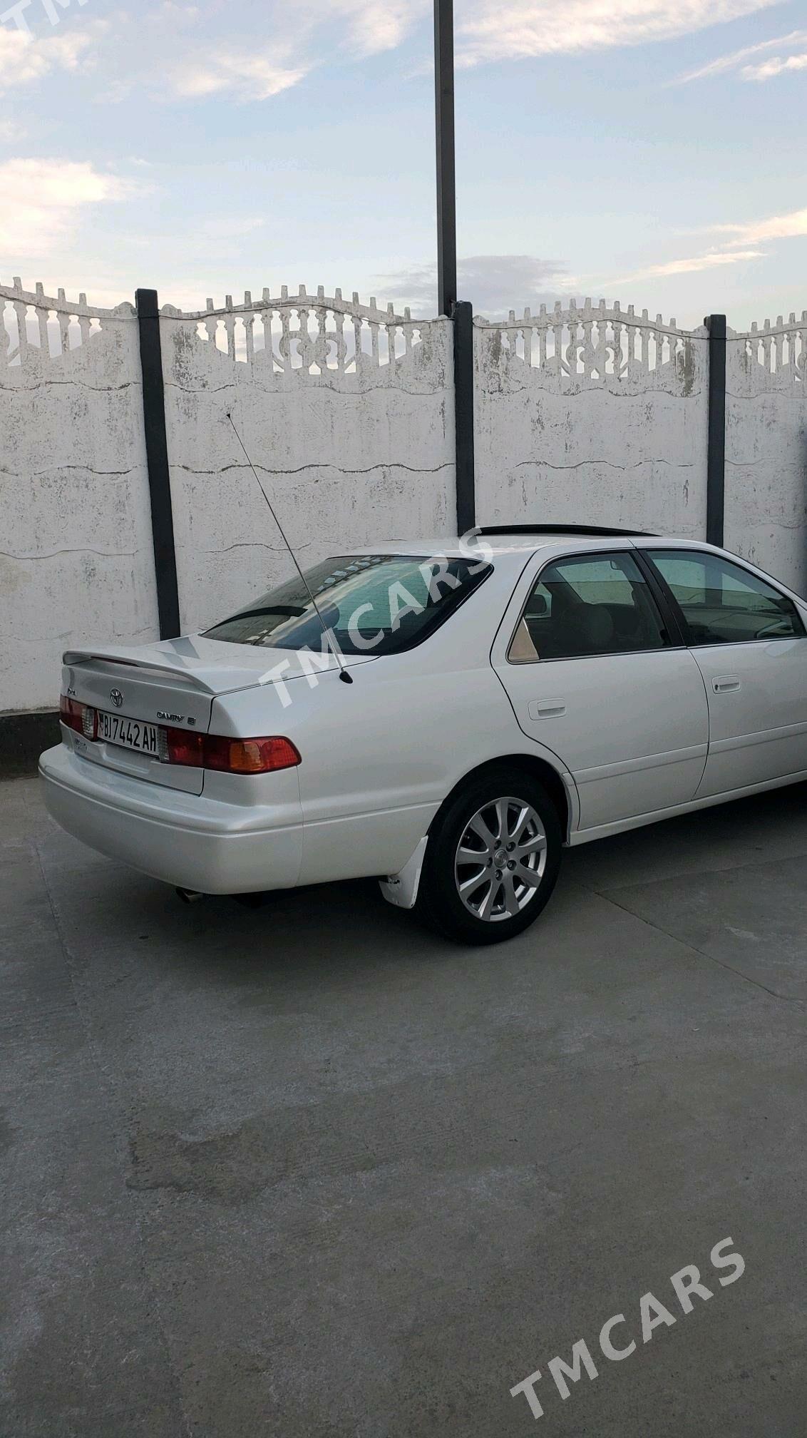 Toyota Camry 2001 - 120 000 TMT - Kaka - img 5