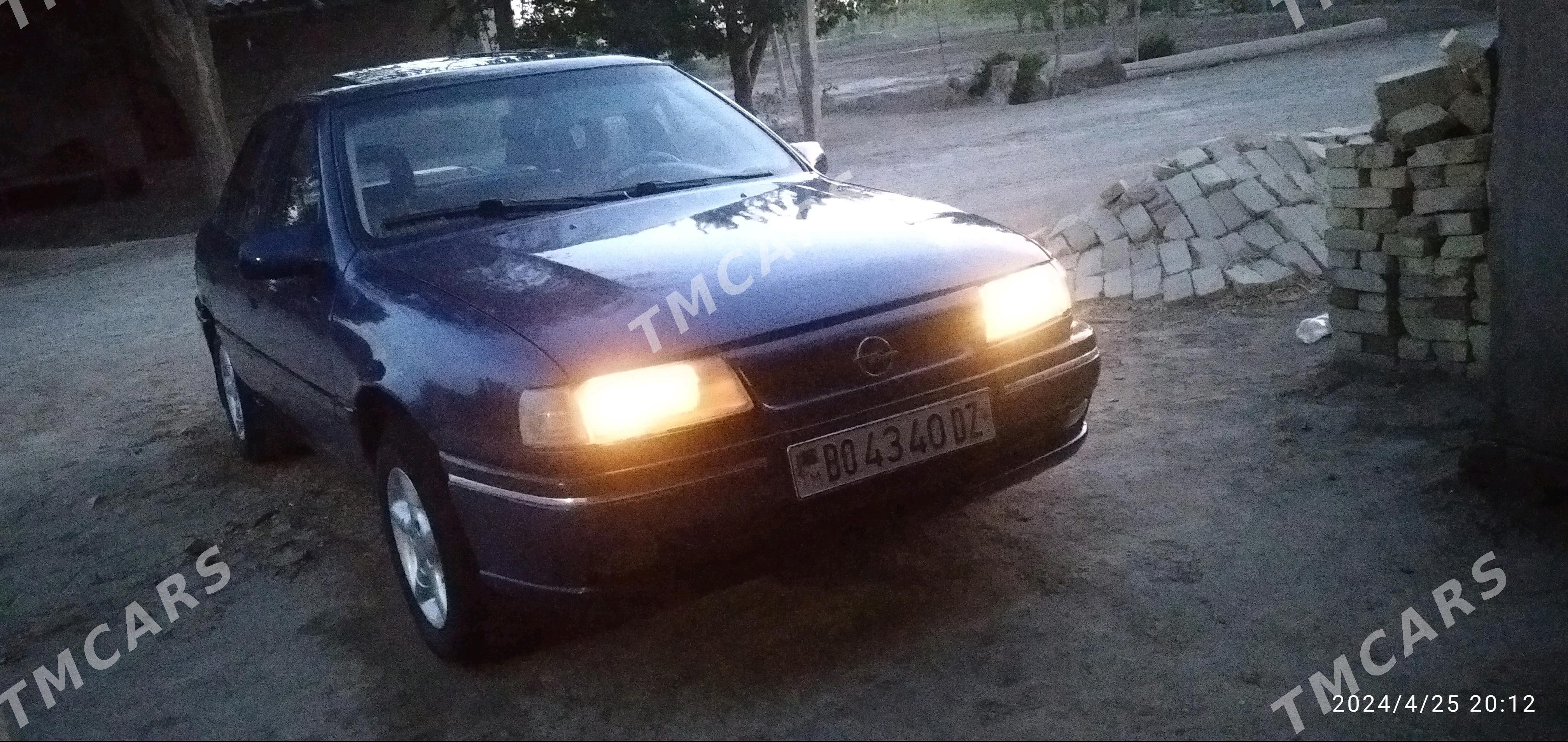 Opel Vectra 1992 - 35 000 TMT - Гороглы (Тагта) - img 3