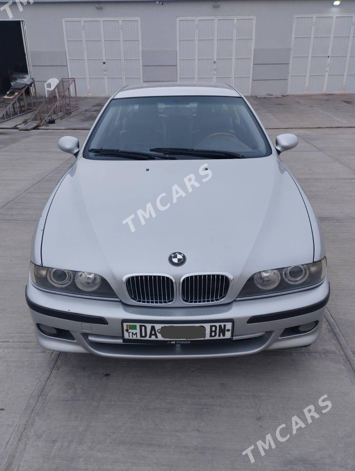 BMW E39 2003 - 135 000 TMT - Балканабат - img 3