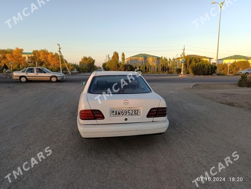 Mercedes-Benz E320 1996 - 50 000 TMT - Köneürgenç - img 3