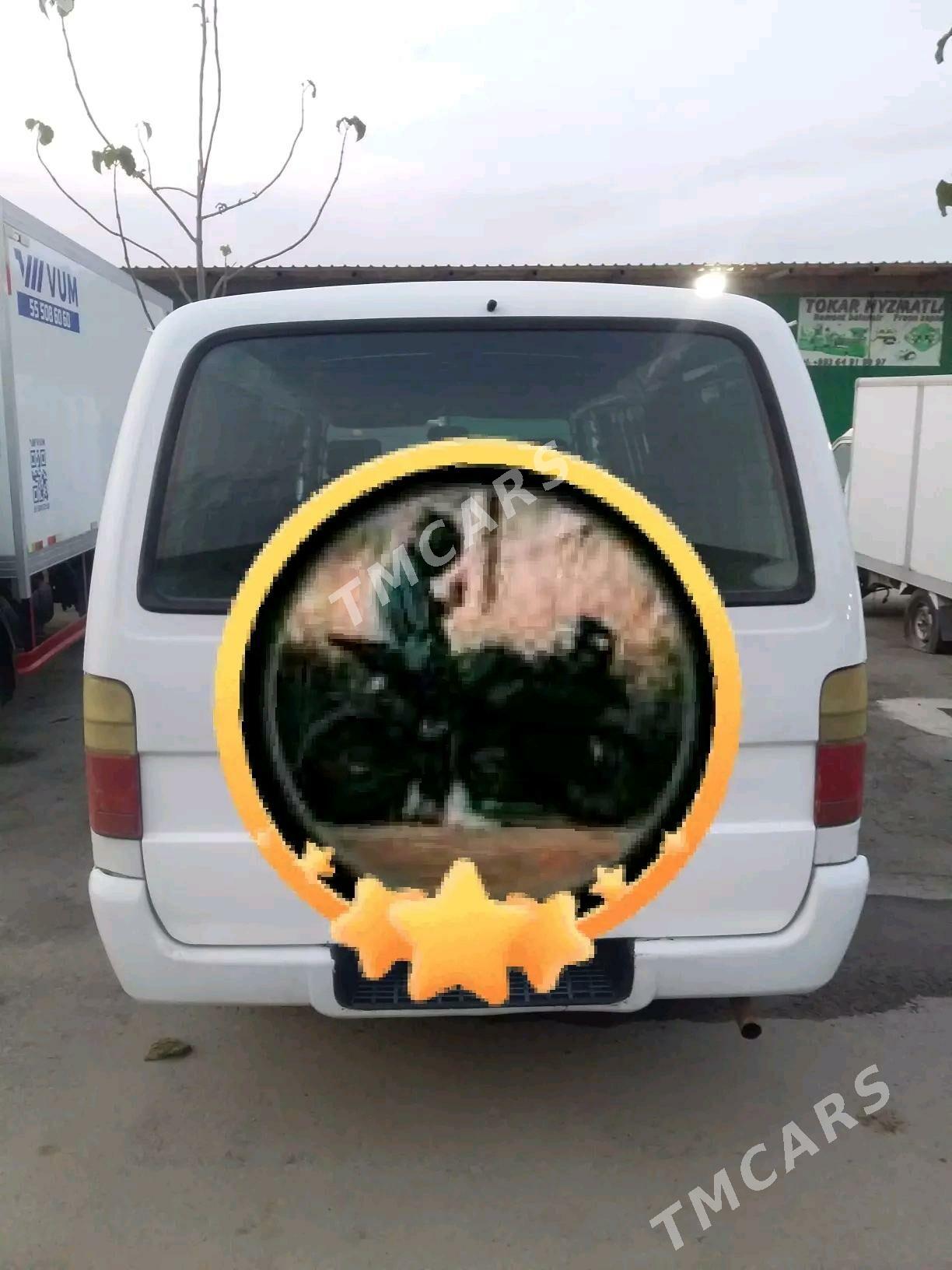 Toyota Hiace 1999 - 95 000 TMT - Aşgabat - img 4