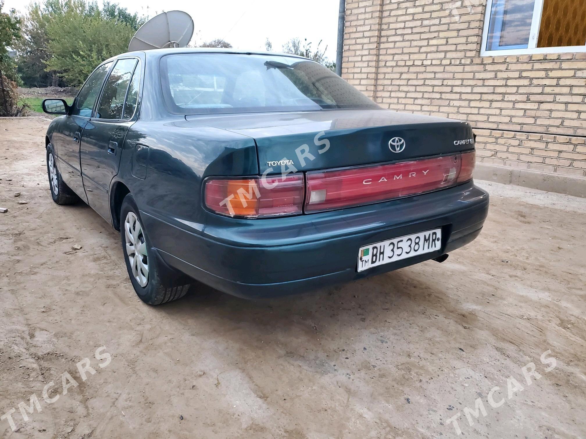 Toyota Camry 1994 - 72 000 TMT - Сакарчага - img 4