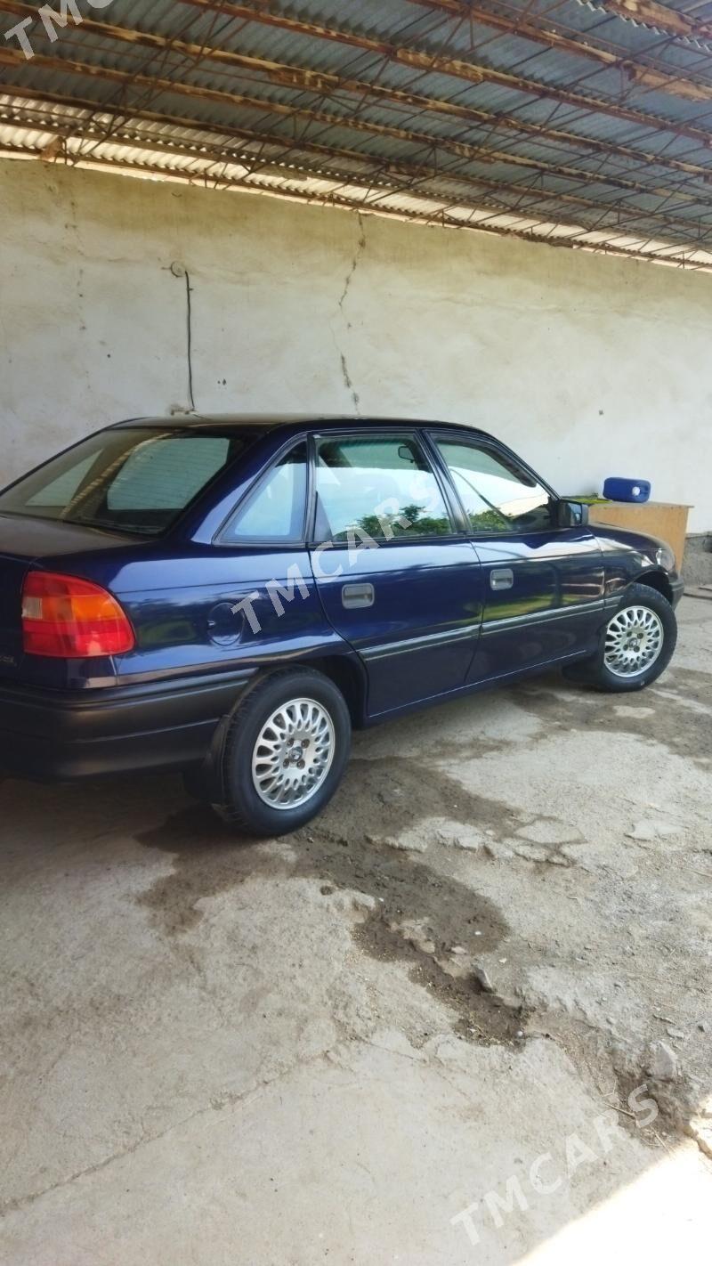 Opel Astra 1994 - 40 000 TMT - Gubadag - img 2