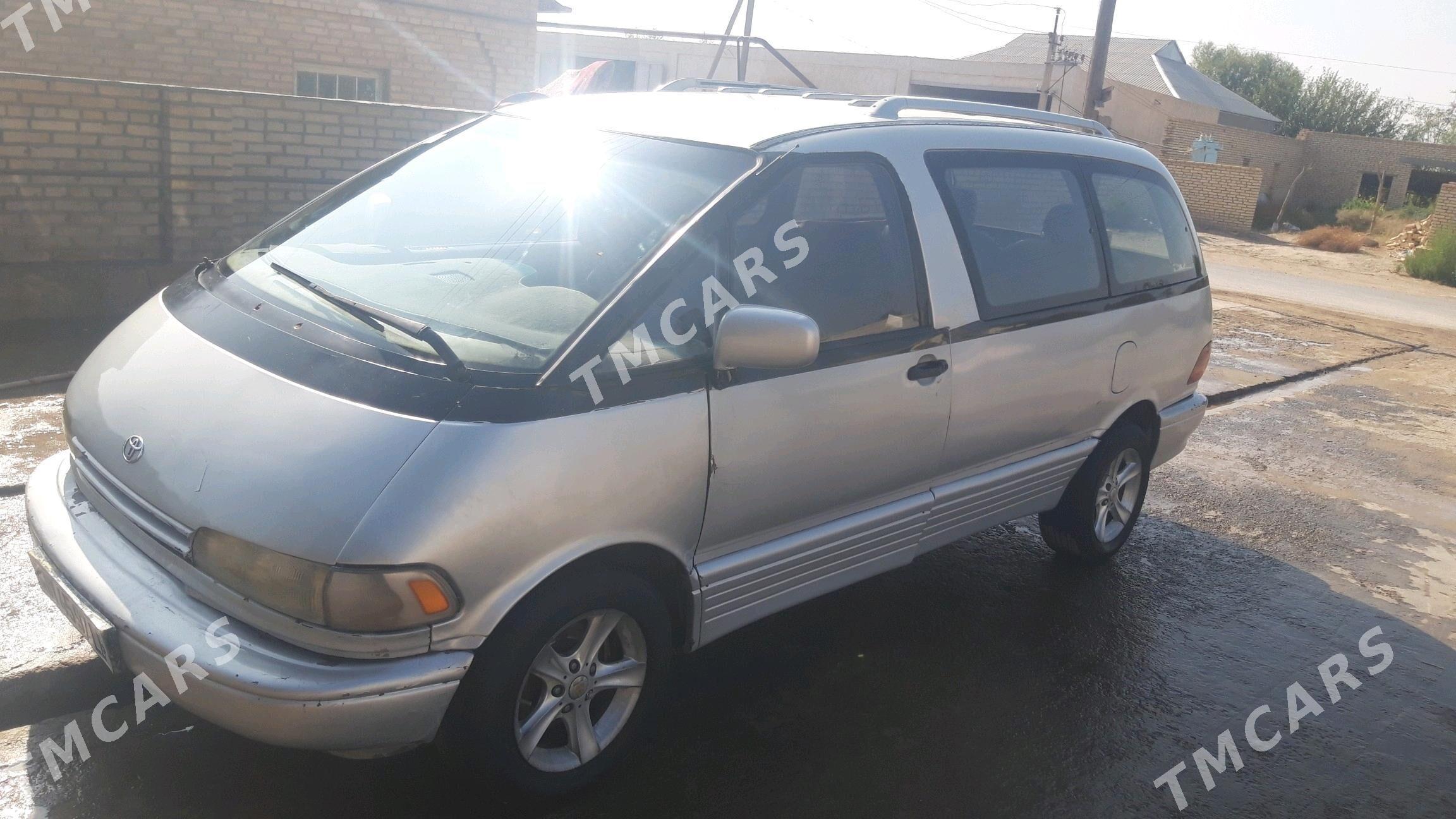 Toyota Previa 1994 - 45 000 TMT - Kerki - img 2