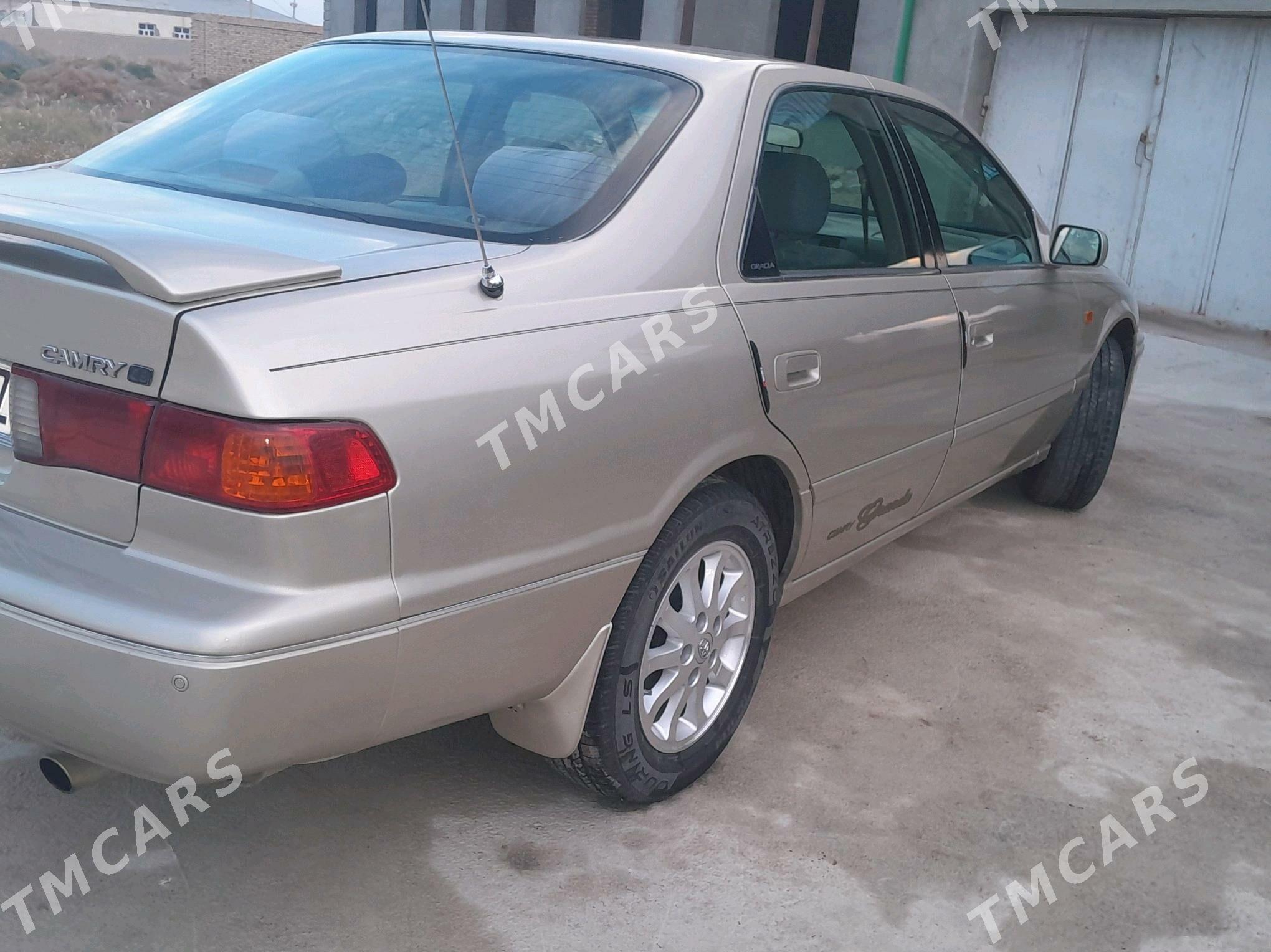 Toyota Camry 2000 - 123 000 TMT - Daşoguz - img 2