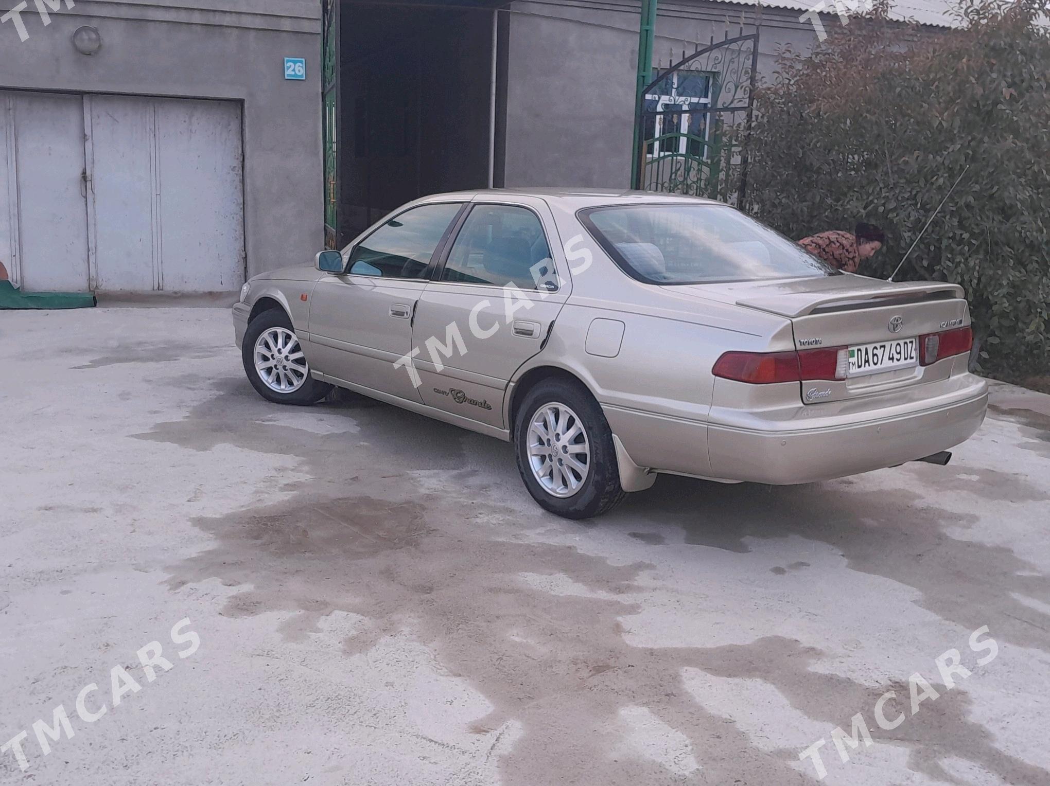 Toyota Camry 2000 - 123 000 TMT - Daşoguz - img 5