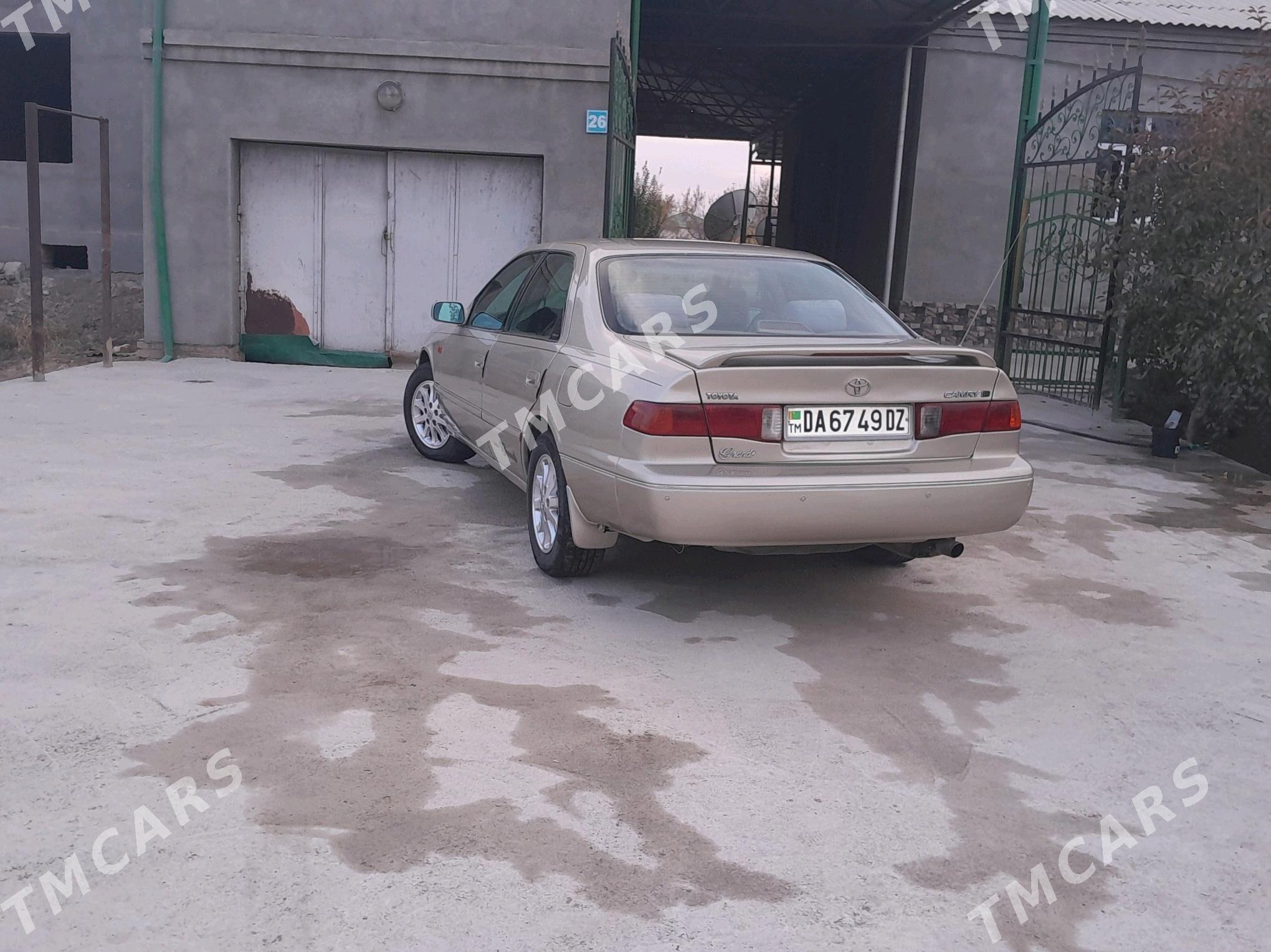 Toyota Camry 2000 - 123 000 TMT - Daşoguz - img 7