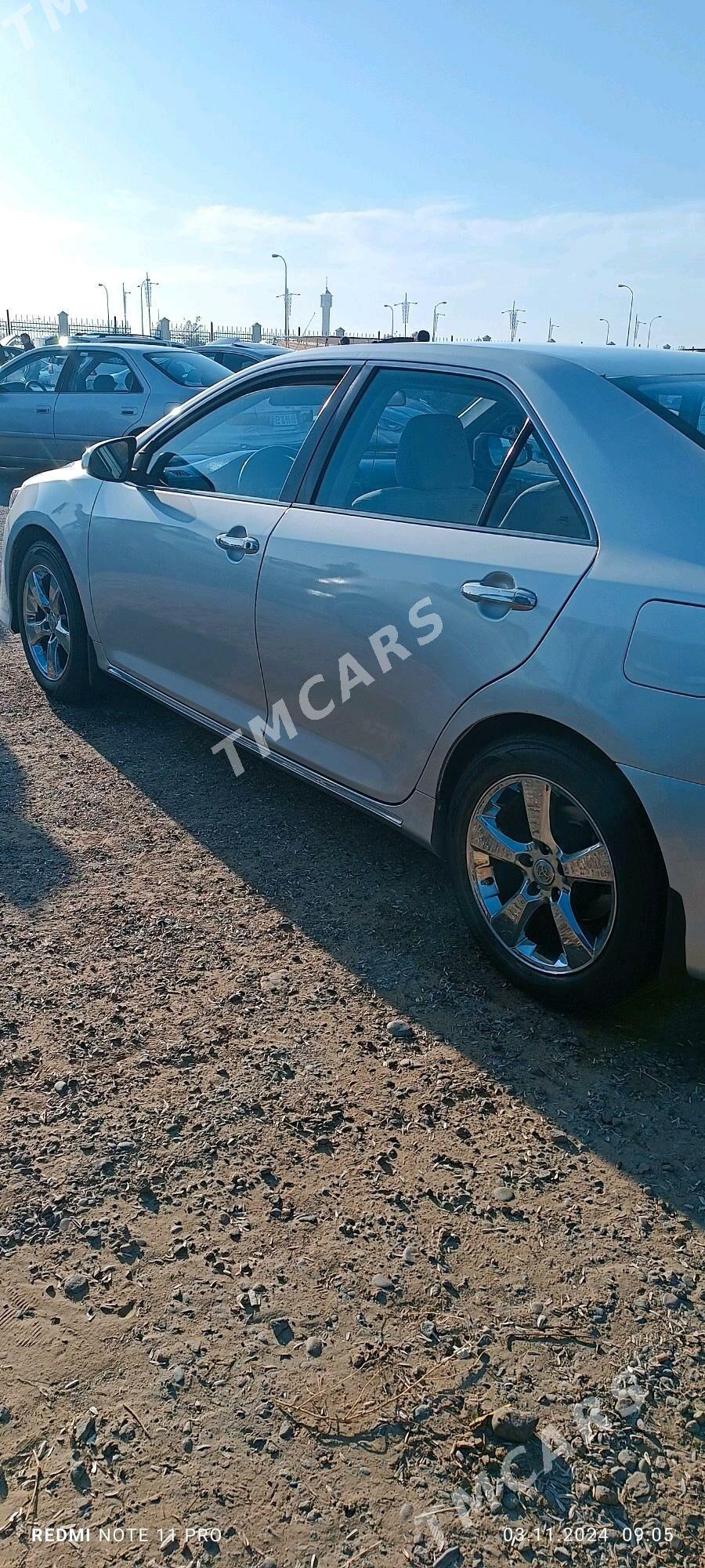 Toyota Camry 2012 - 175 000 TMT - Векильбазар - img 4