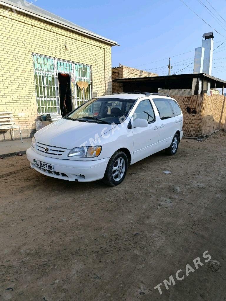 Toyota Sienna 2001 - 110 000 TMT - Векильбазар - img 5