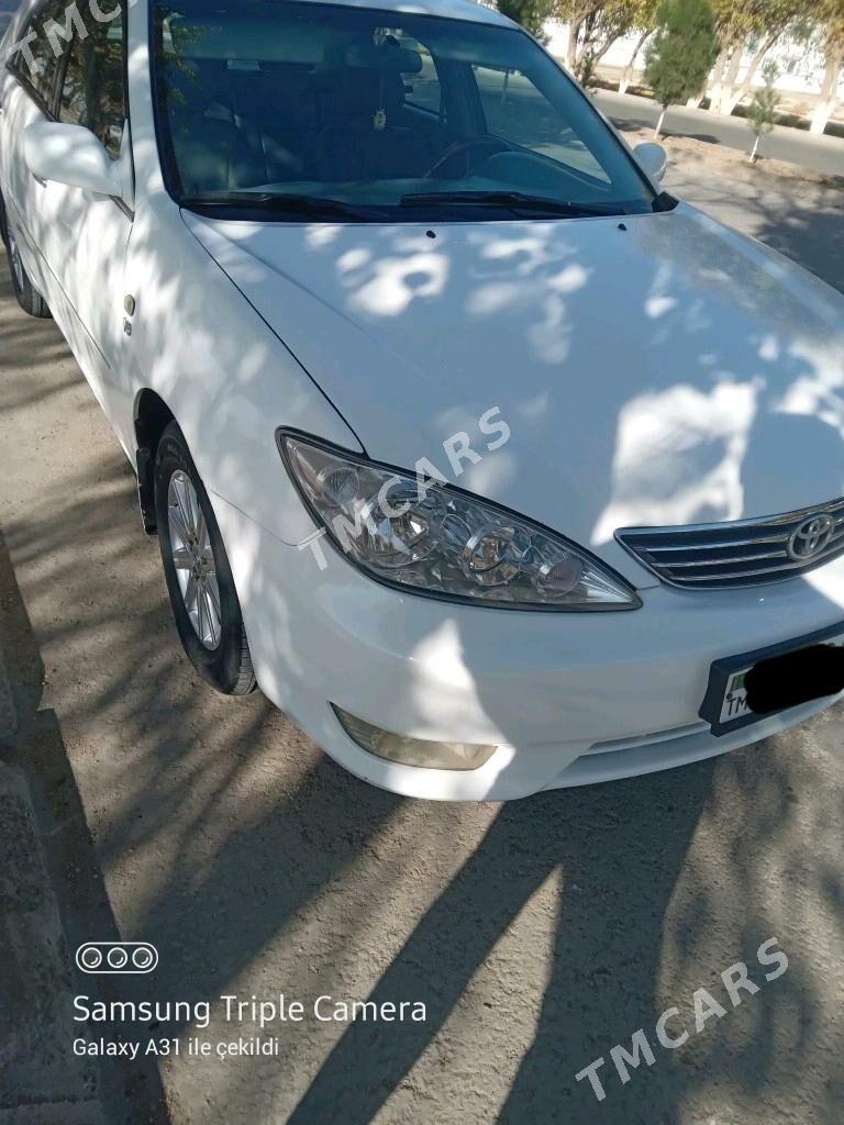 Toyota Camry 2004 - 160 000 TMT - Бабадайхан - img 4