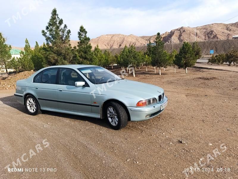 BMW E39 1999 - 85 000 TMT - Türkmenbaşy - img 5