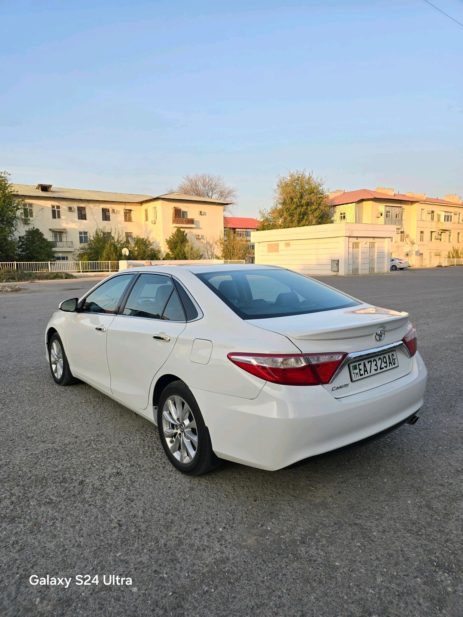 Toyota Camry 2017 - 190 000 TMT - 30 mkr - img 3