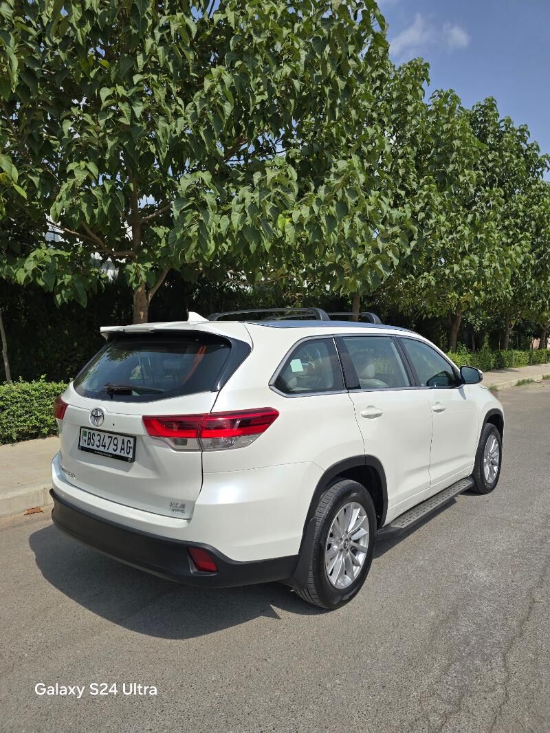 Toyota Highlander 2019 - 360 000 TMT - 30 mkr - img 4