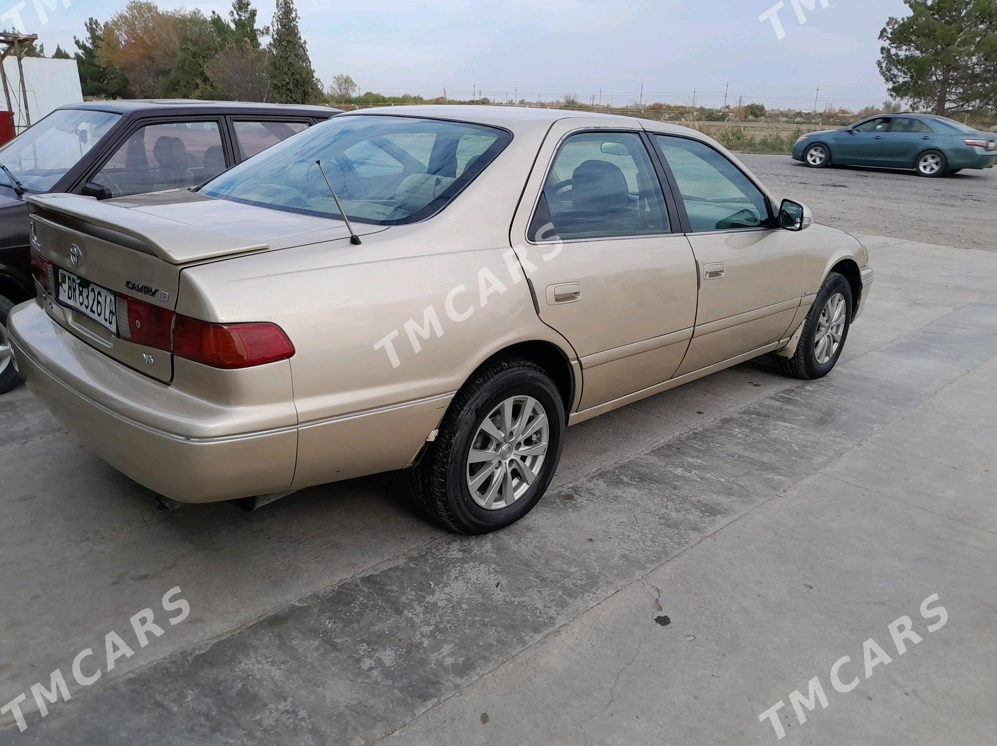 Toyota Camry 2000 - 97 000 TMT - Дянев - img 3