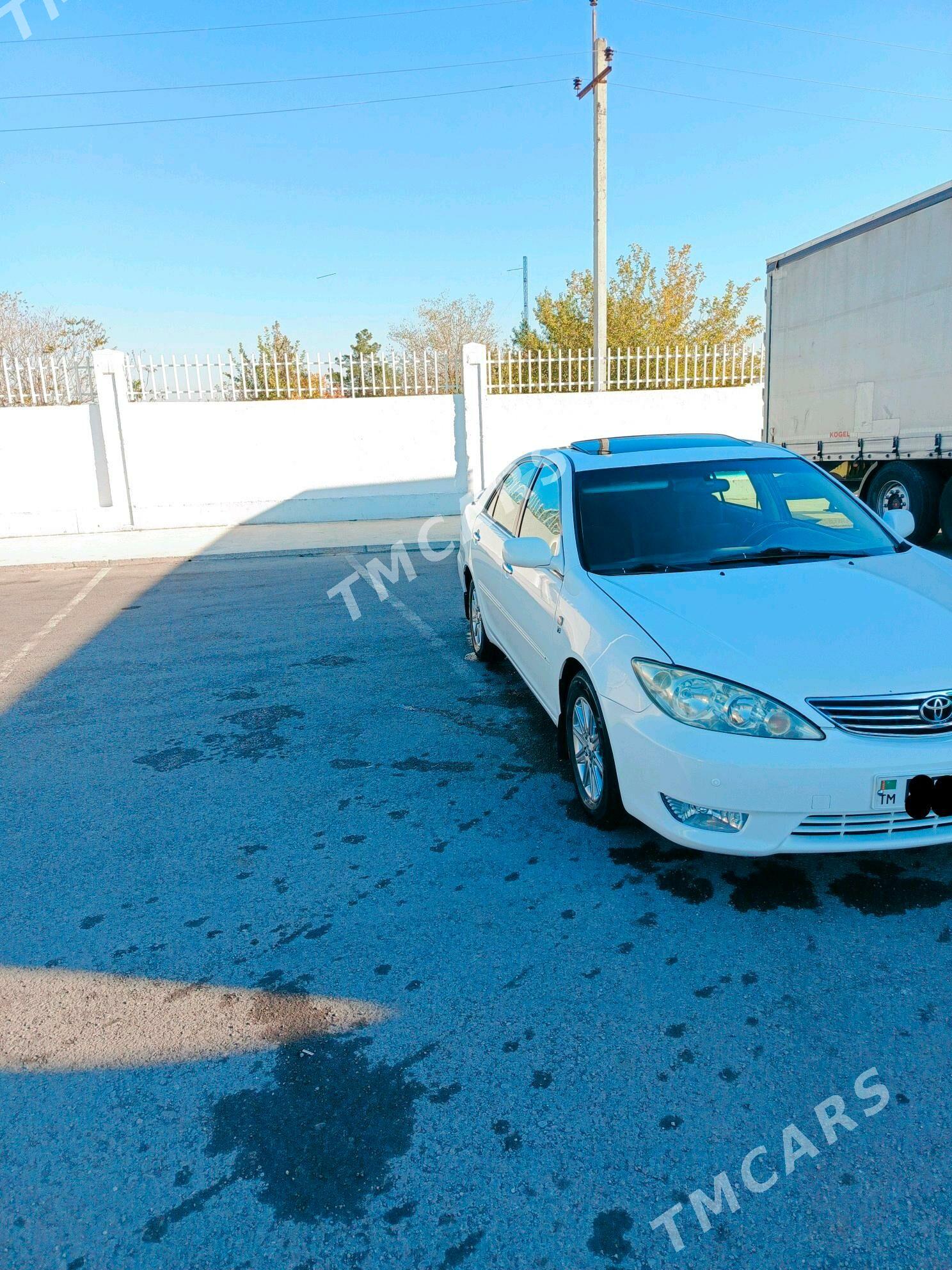 Toyota Camry 2002 - 180 000 TMT - Гёкдепе - img 4