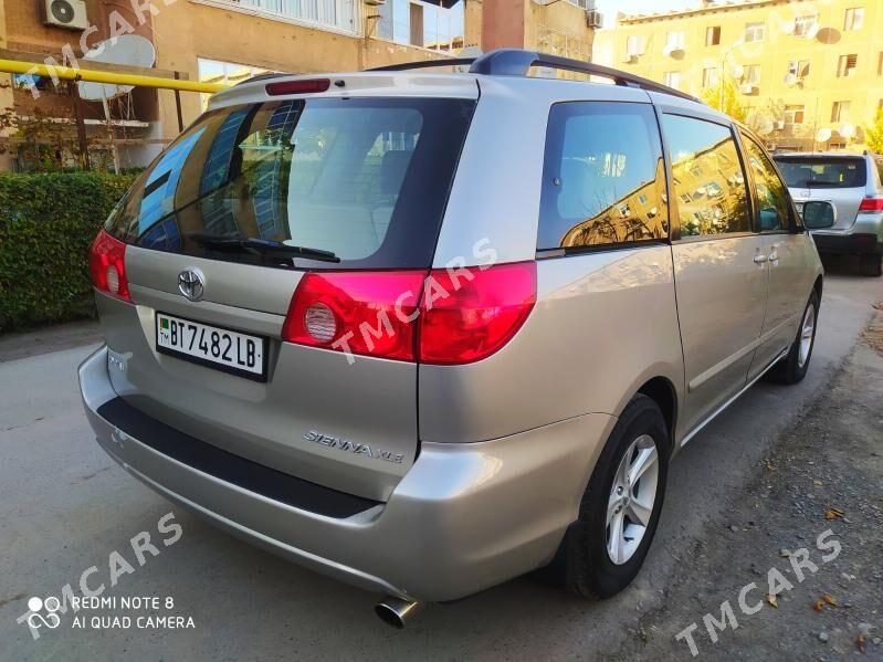 Toyota Sienna 2008 - 215 000 TMT - Туркменабат - img 3