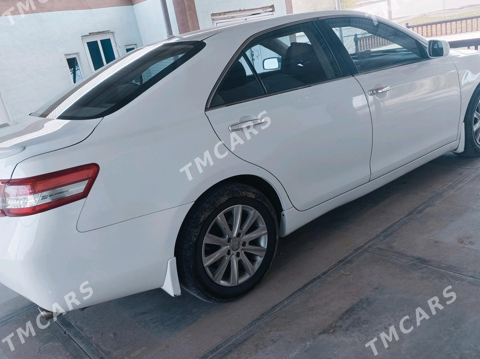 Toyota Camry 2011 - 175 000 TMT - Murgap - img 2