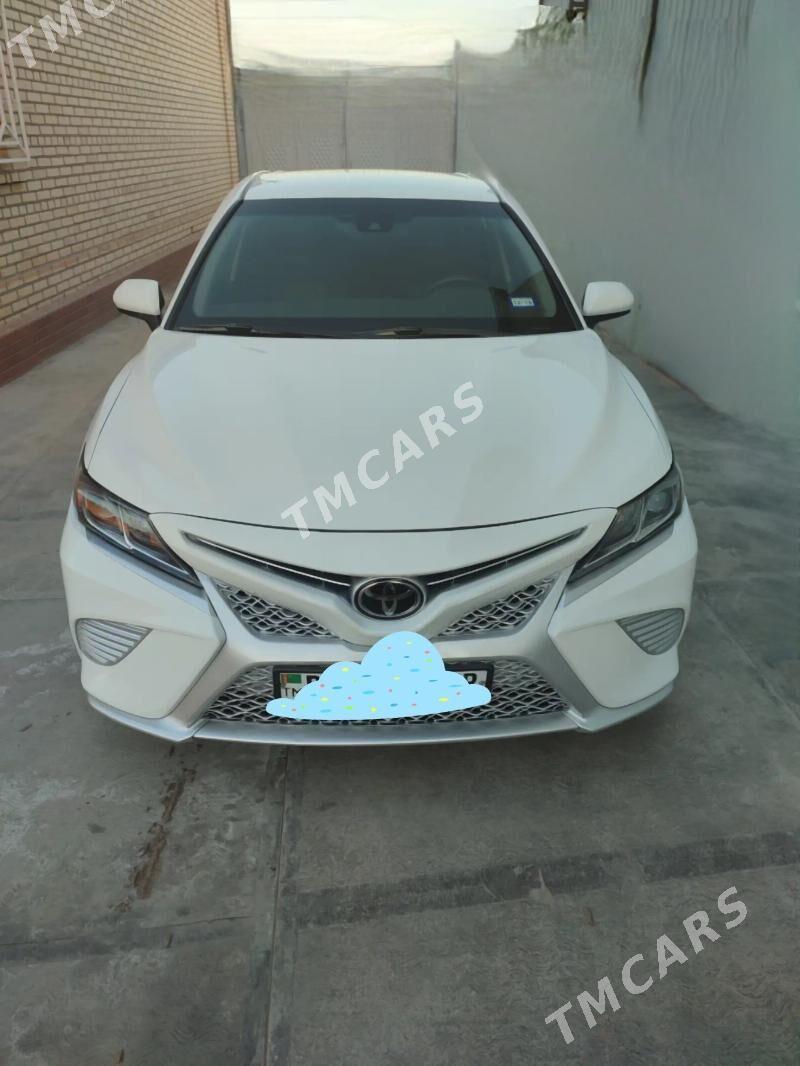 Toyota Camry 2018 - 382 000 TMT - Mary - img 3