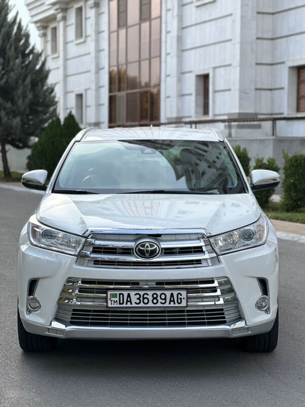 Toyota Highlander 2018 - 425 000 TMT - Aşgabat - img 4