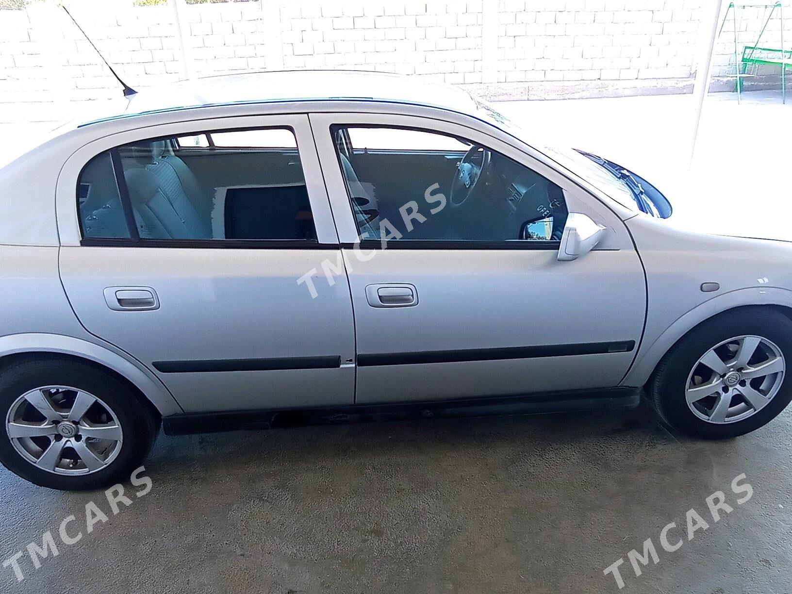 Opel Astra 2003 - 67 000 TMT - Gypjak - img 3