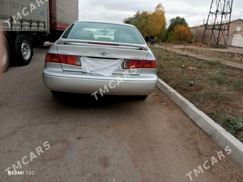 Toyota Camry 2000 - 129 000 TMT - Акдепе - img 2