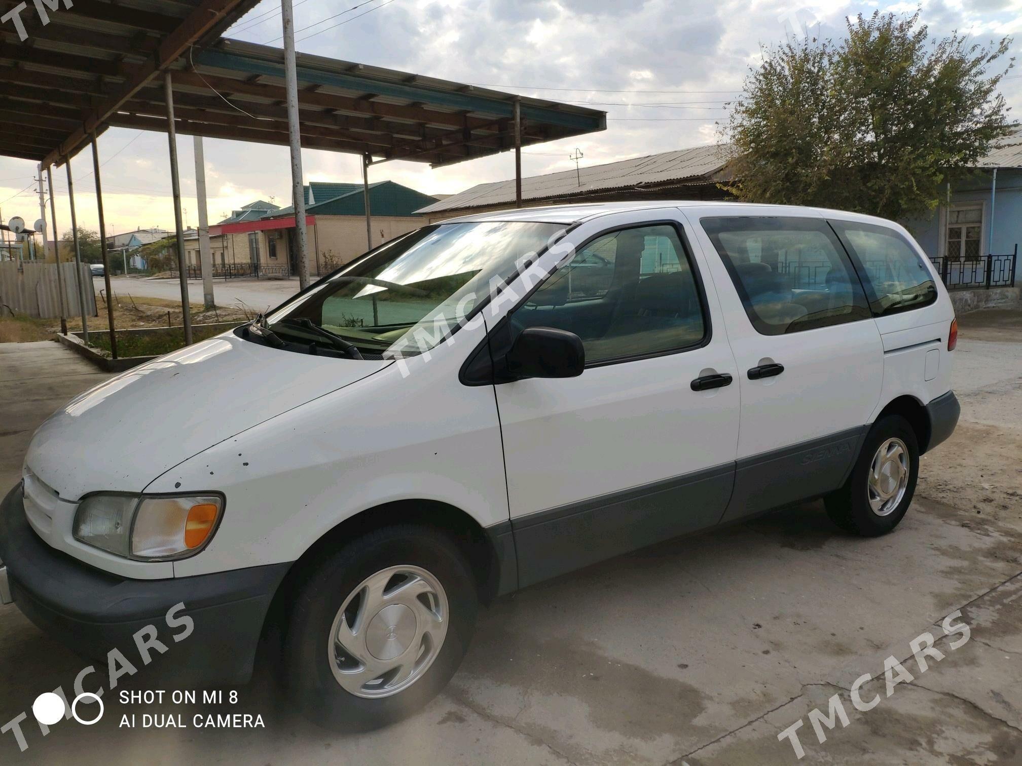 Toyota Sienna 1999 - 145 000 TMT - Туркменабат - img 3