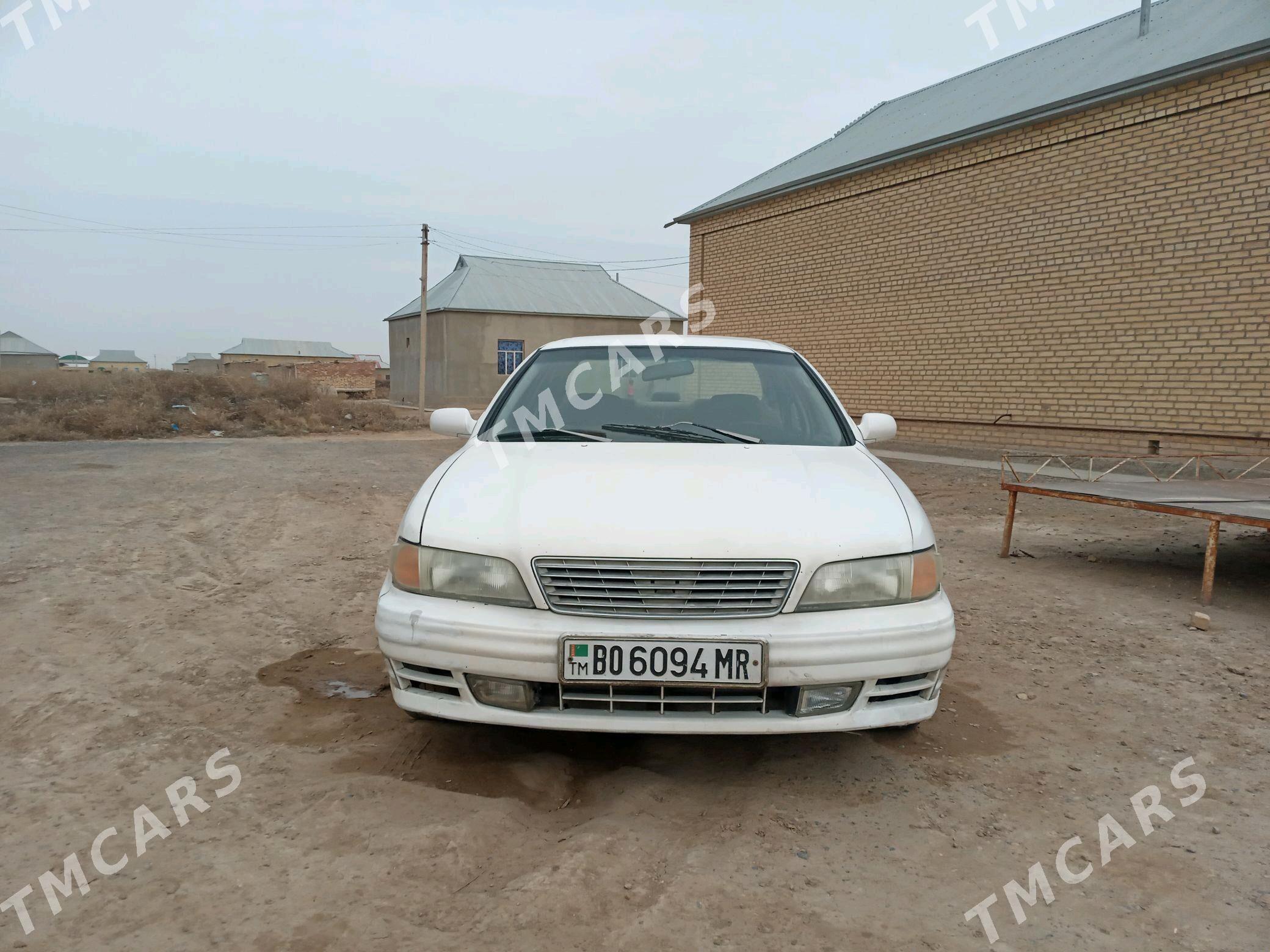 Nissan Maxima 1994 - 18 000 TMT - Серахс - img 2