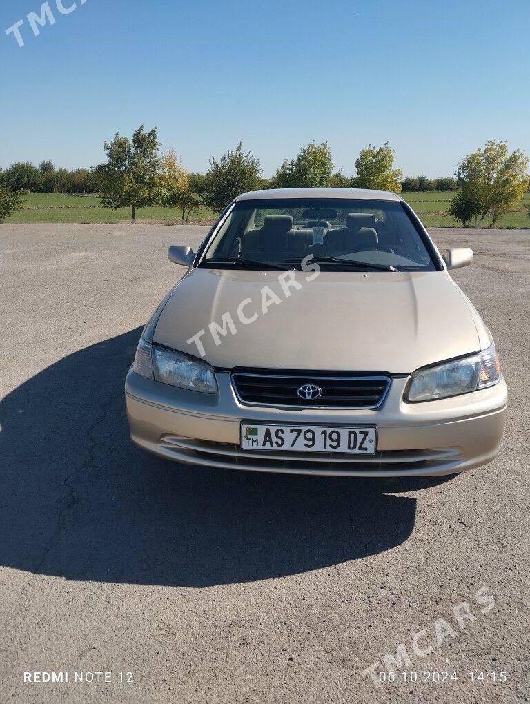 Toyota Camry 2000 - 120 000 TMT - Дашогуз - img 4