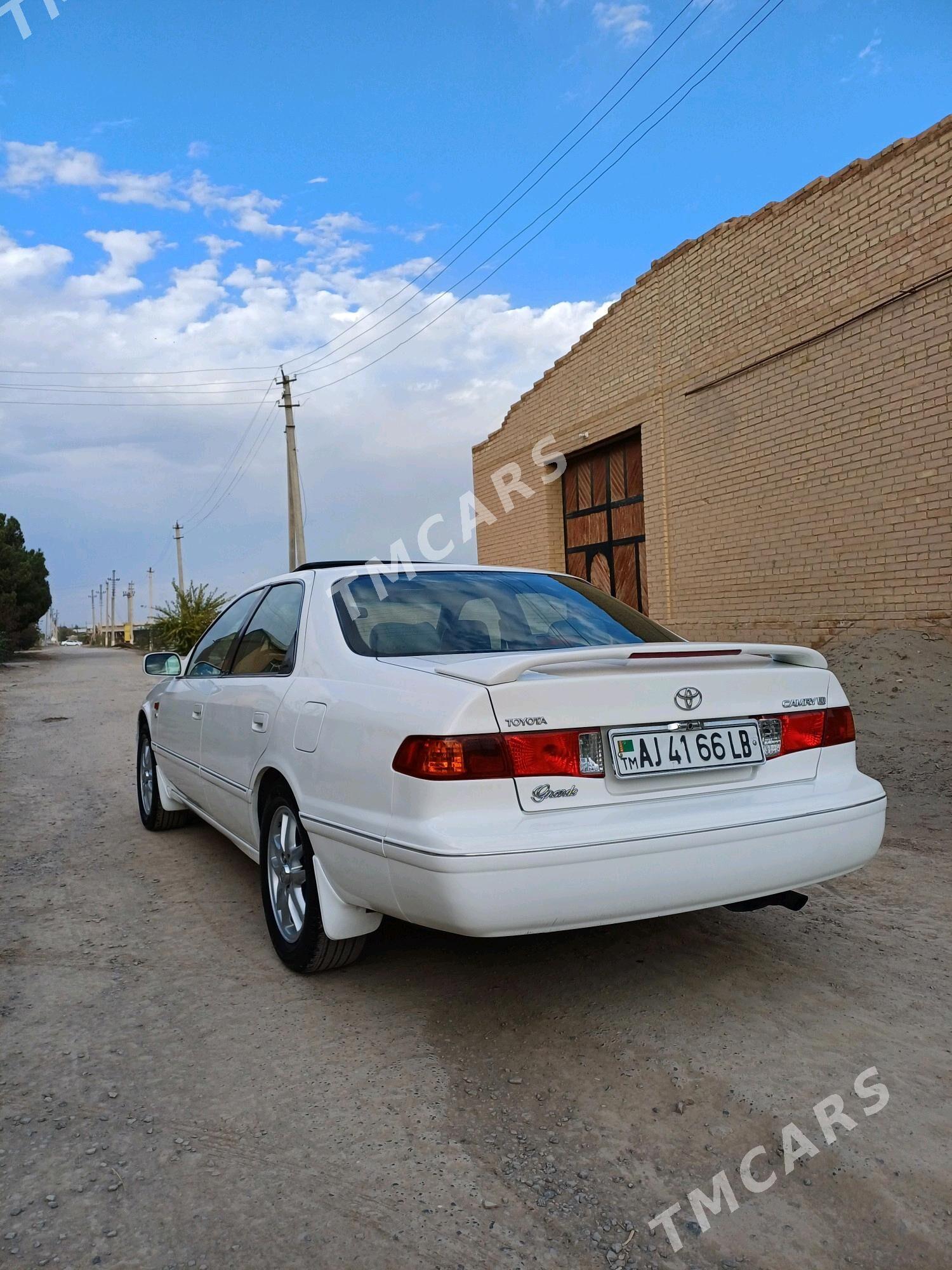 Toyota Camry 2000 - 170 000 TMT - Türkmenabat - img 6