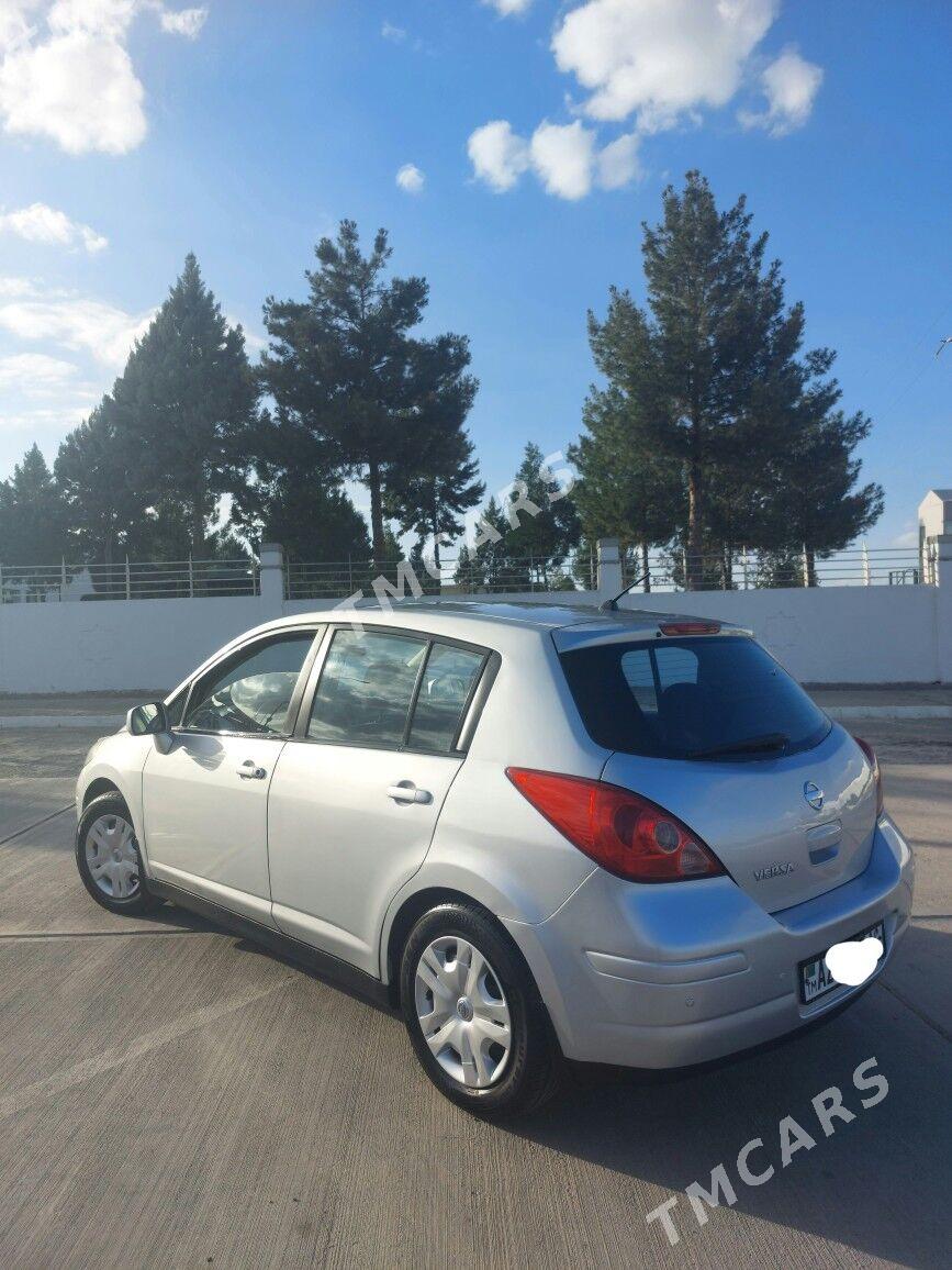 Nissan Versa 2010 - 108 000 TMT - Бузмеин - img 2