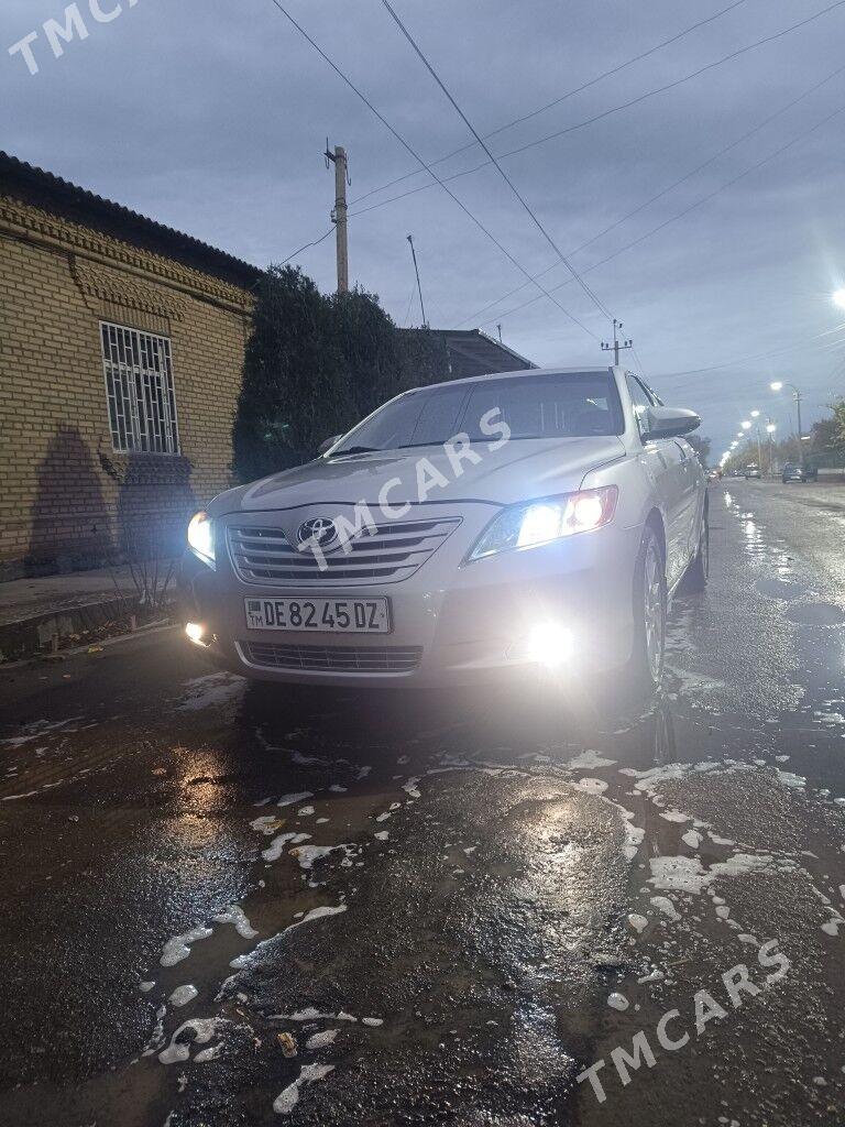 Toyota Camry 2009 - 144 000 TMT - Дашогуз - img 2