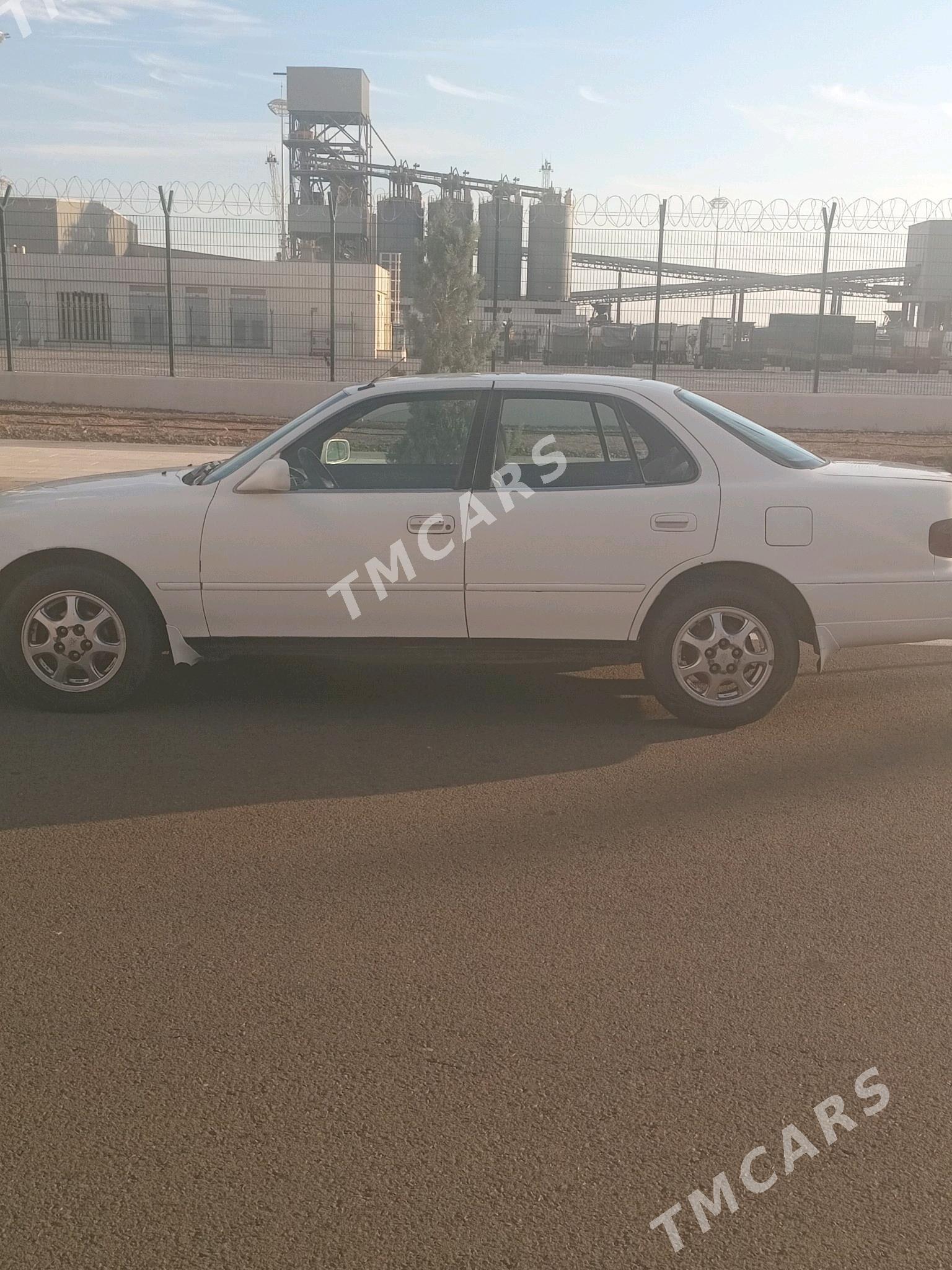 Toyota Camry 1996 - 64 000 TMT - Türkmenbaşy - img 2