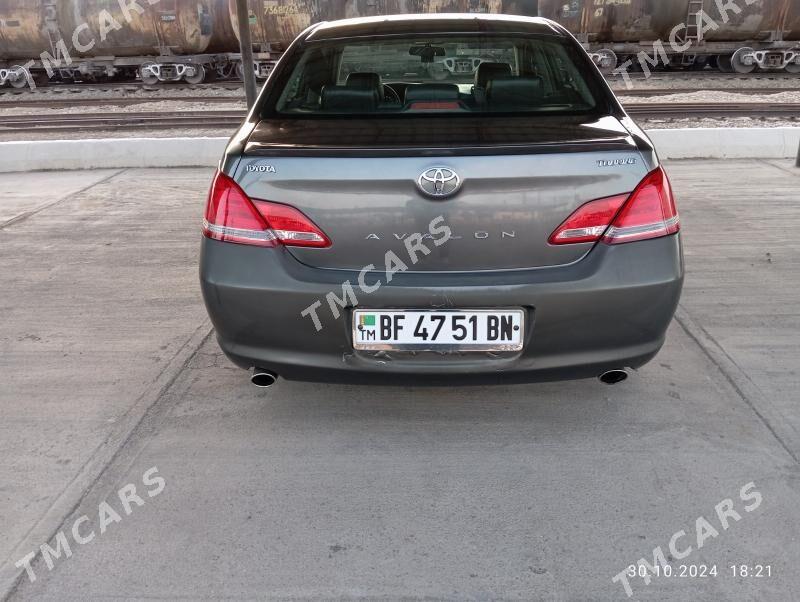 Toyota Avalon 2006 - 130 000 TMT - Туркменбаши - img 4