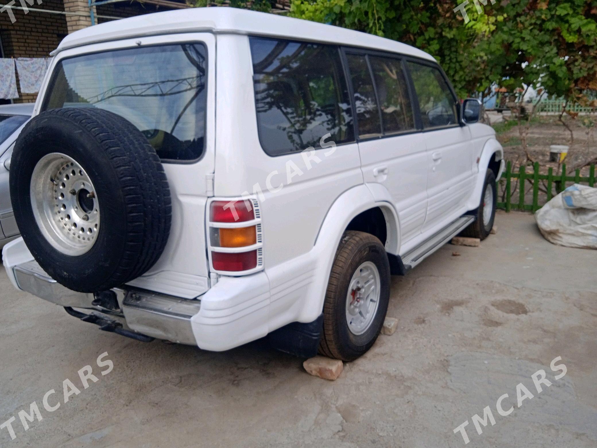 Mitsubishi Montero 1994 - 50 000 TMT - Мары - img 2