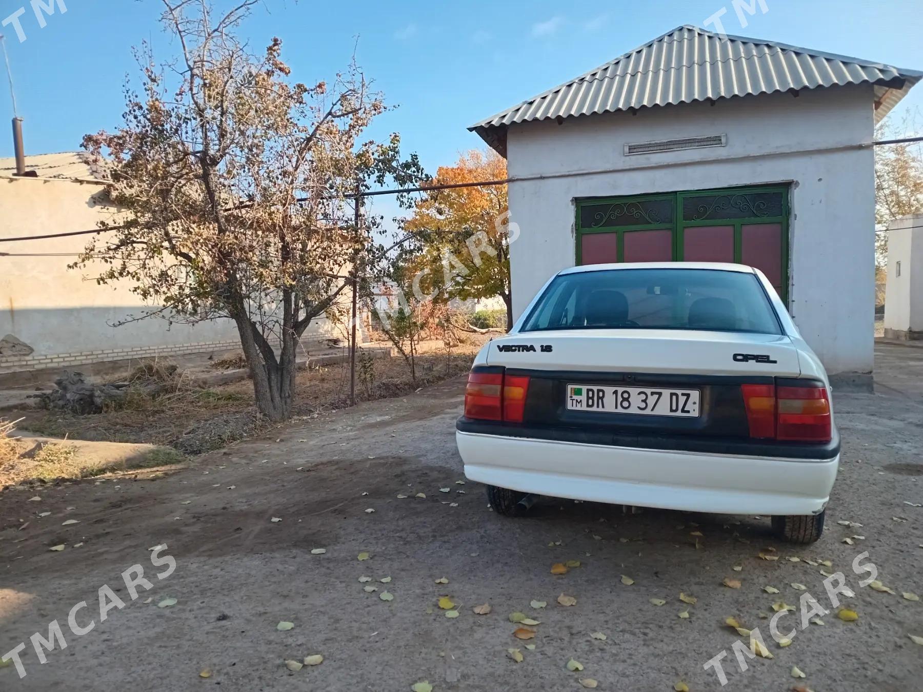 Opel Vectra 1992 - 32 000 TMT - Gubadag - img 6