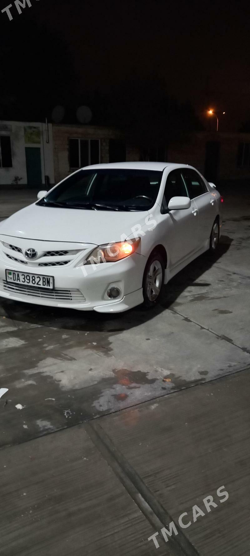 Toyota Corolla 2011 - 130 000 TMT - Балканабат - img 2