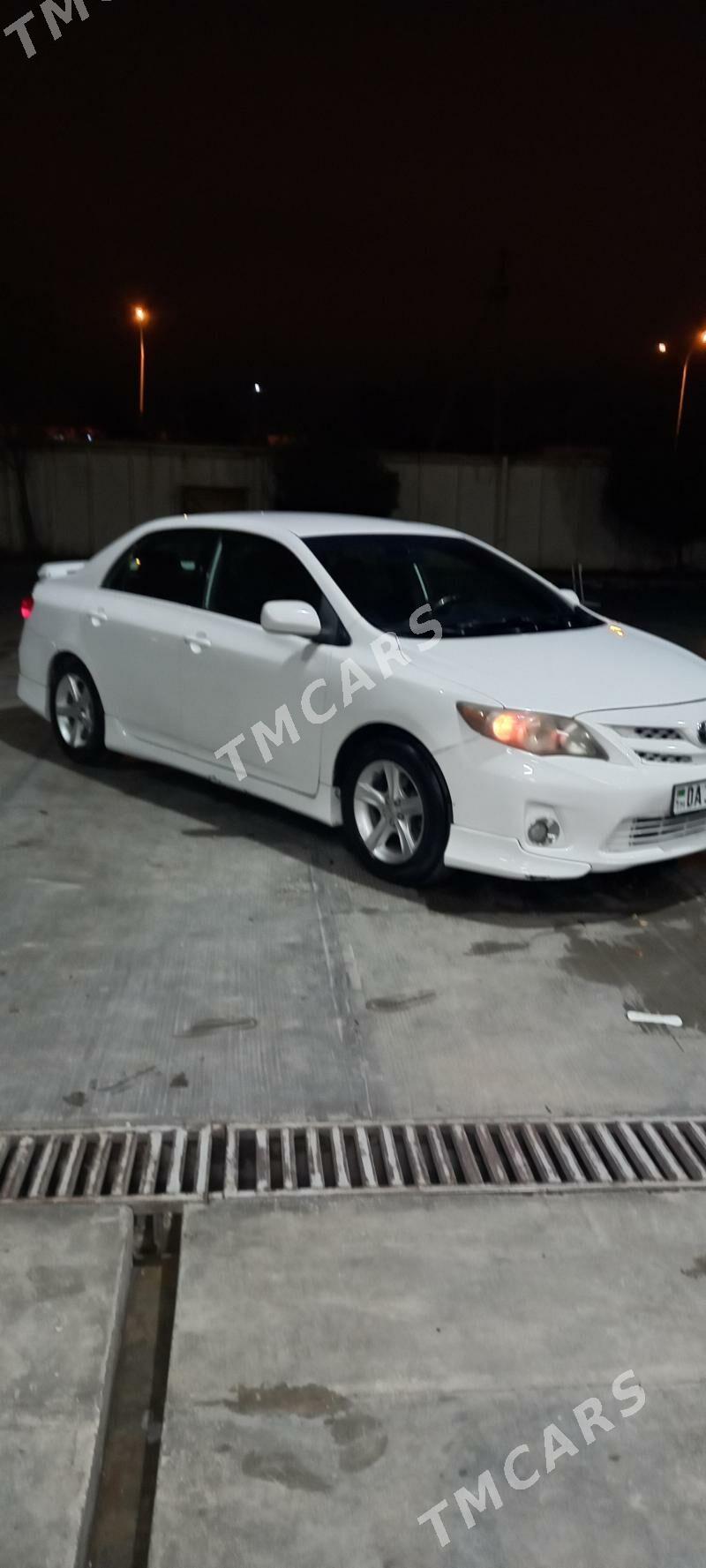 Toyota Corolla 2011 - 130 000 TMT - Балканабат - img 3