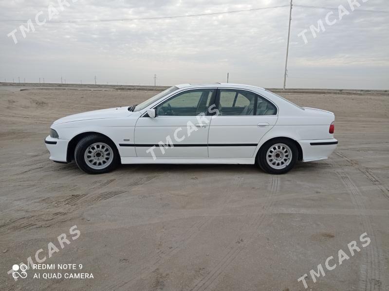 BMW 528 2003 - 105 000 TMT - Esenguly - img 3