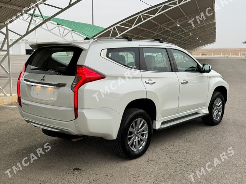 Mitsubishi Montero Sport 2020 - 385 000 TMT - Aşgabat - img 7