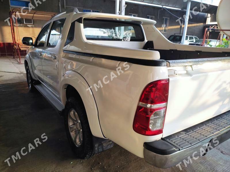 Toyota Hilux 2010 - 296 000 TMT - Койтендаг - img 5