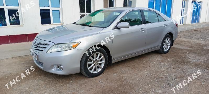 Toyota Camry 2011 - 168 000 TMT - Серахс - img 2