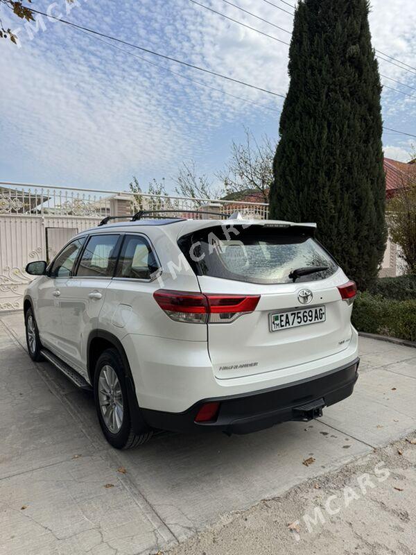 Toyota Highlander 2018 - 470 000 TMT - Ашхабад - img 8