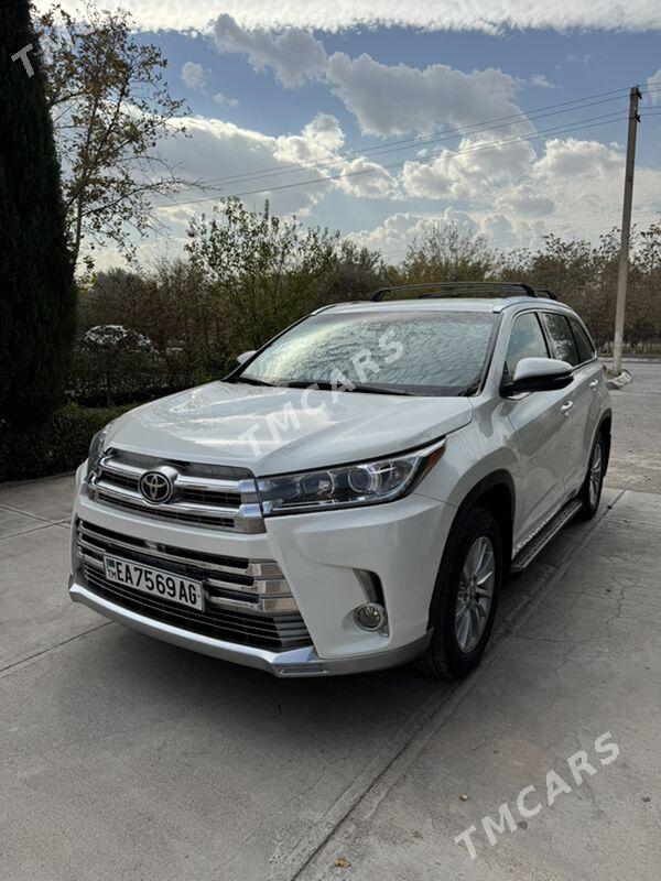 Toyota Highlander 2018 - 470 000 TMT - Ашхабад - img 2