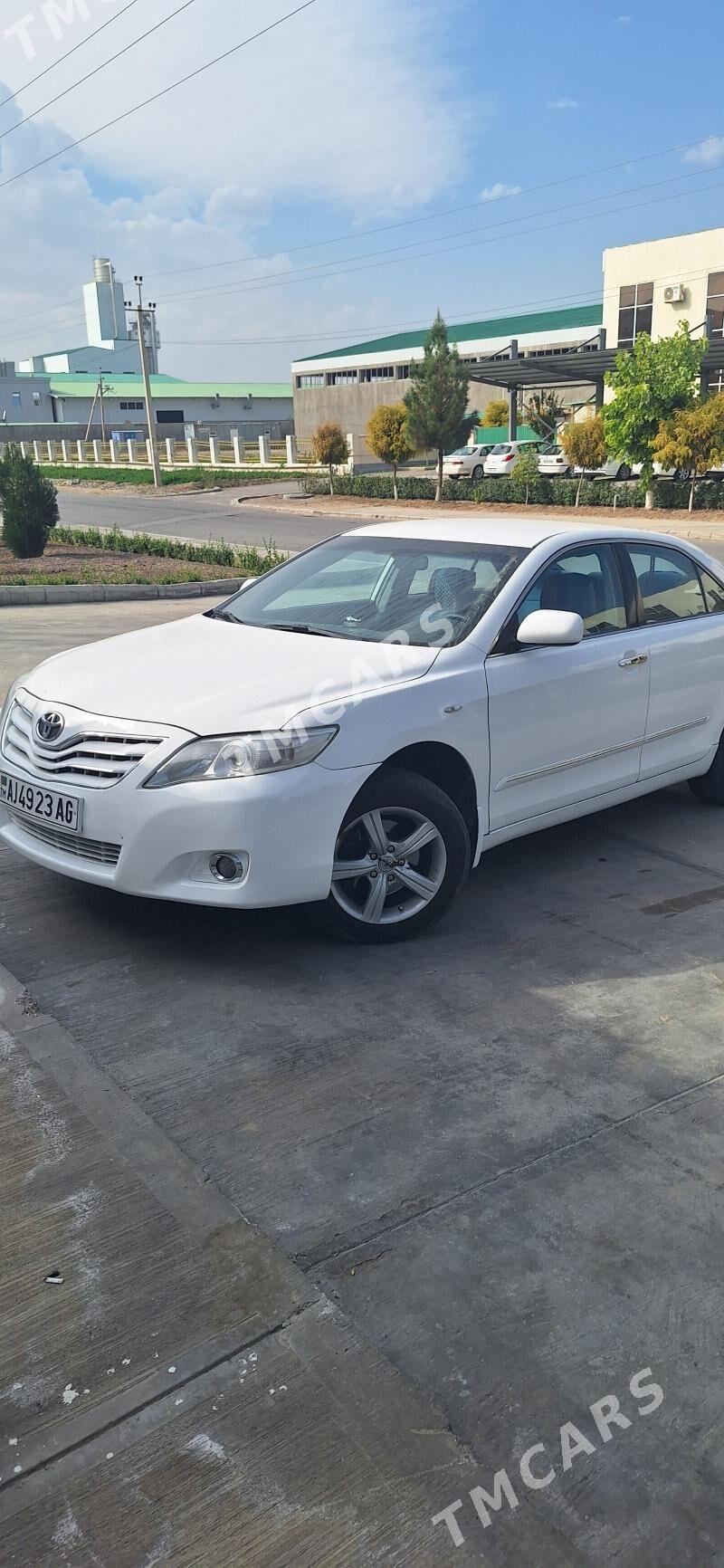 Toyota Camry 2010 - 125 000 TMT - Ашхабад - img 2