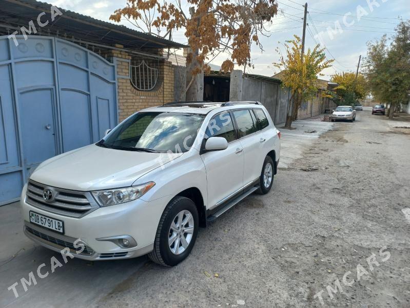 Toyota Highlander 2012 - 350 000 TMT - Türkmenabat - img 2