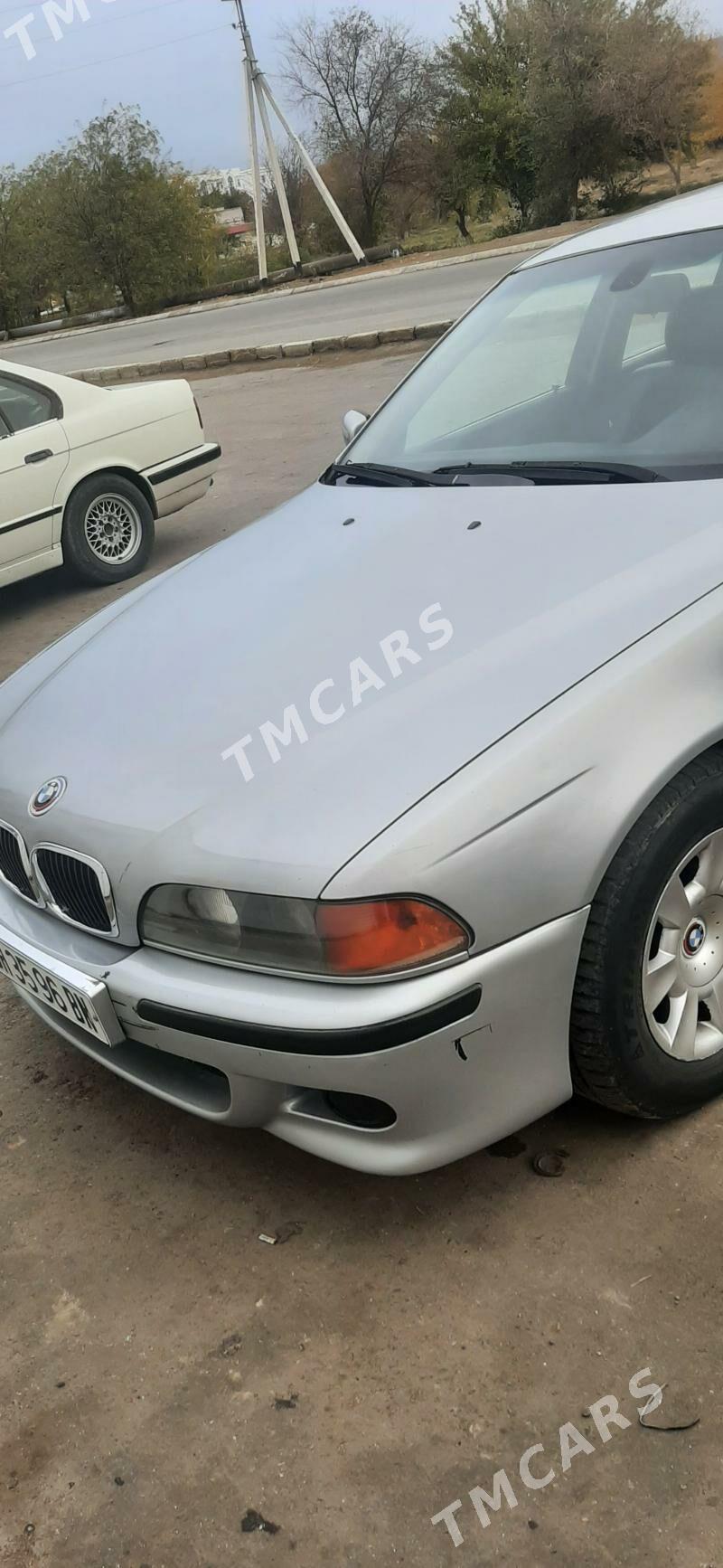 BMW E39 1996 - 75 000 TMT - Türkmenbaşy - img 2