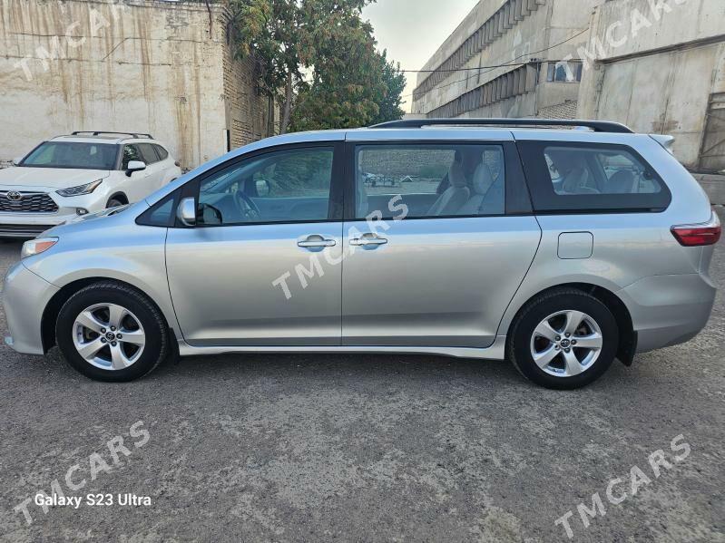 Toyota Sienna 2019 - 400 000 TMT - Mary - img 6